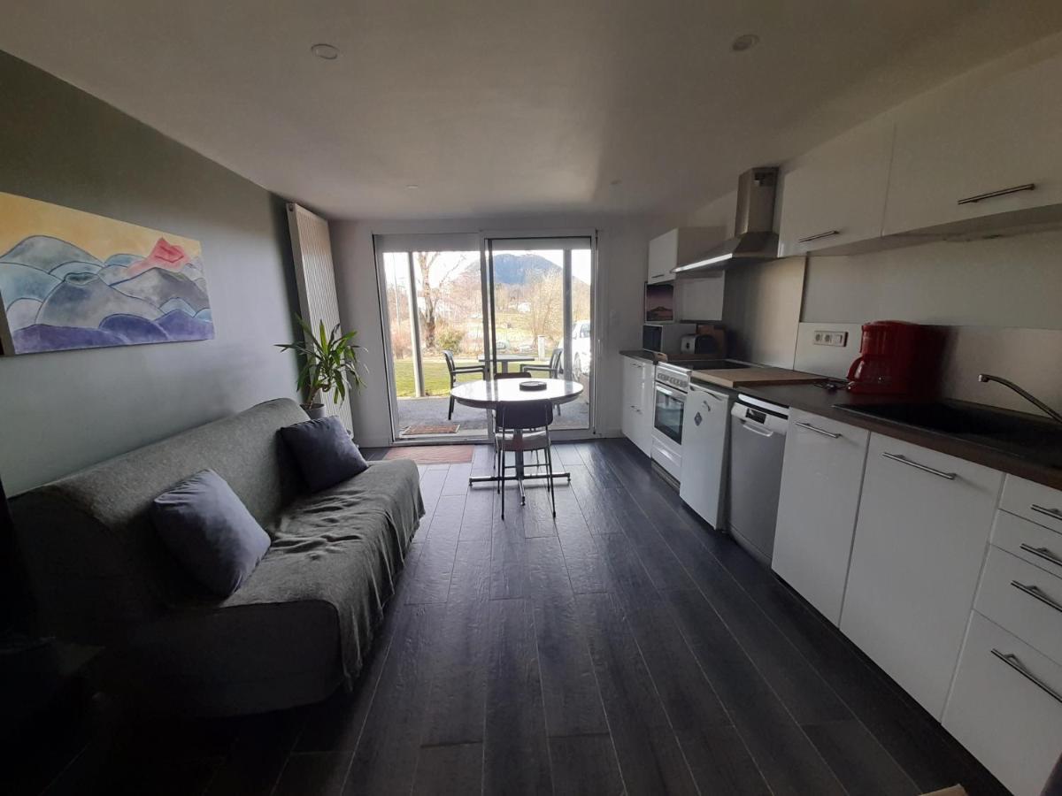 A 5 Mns Du Puy De Dome Avec Vue Imprenable Studio Rez De Jardin 24M2 Neuf A Laschamps Saint-Genès-Champanelle 外观 照片
